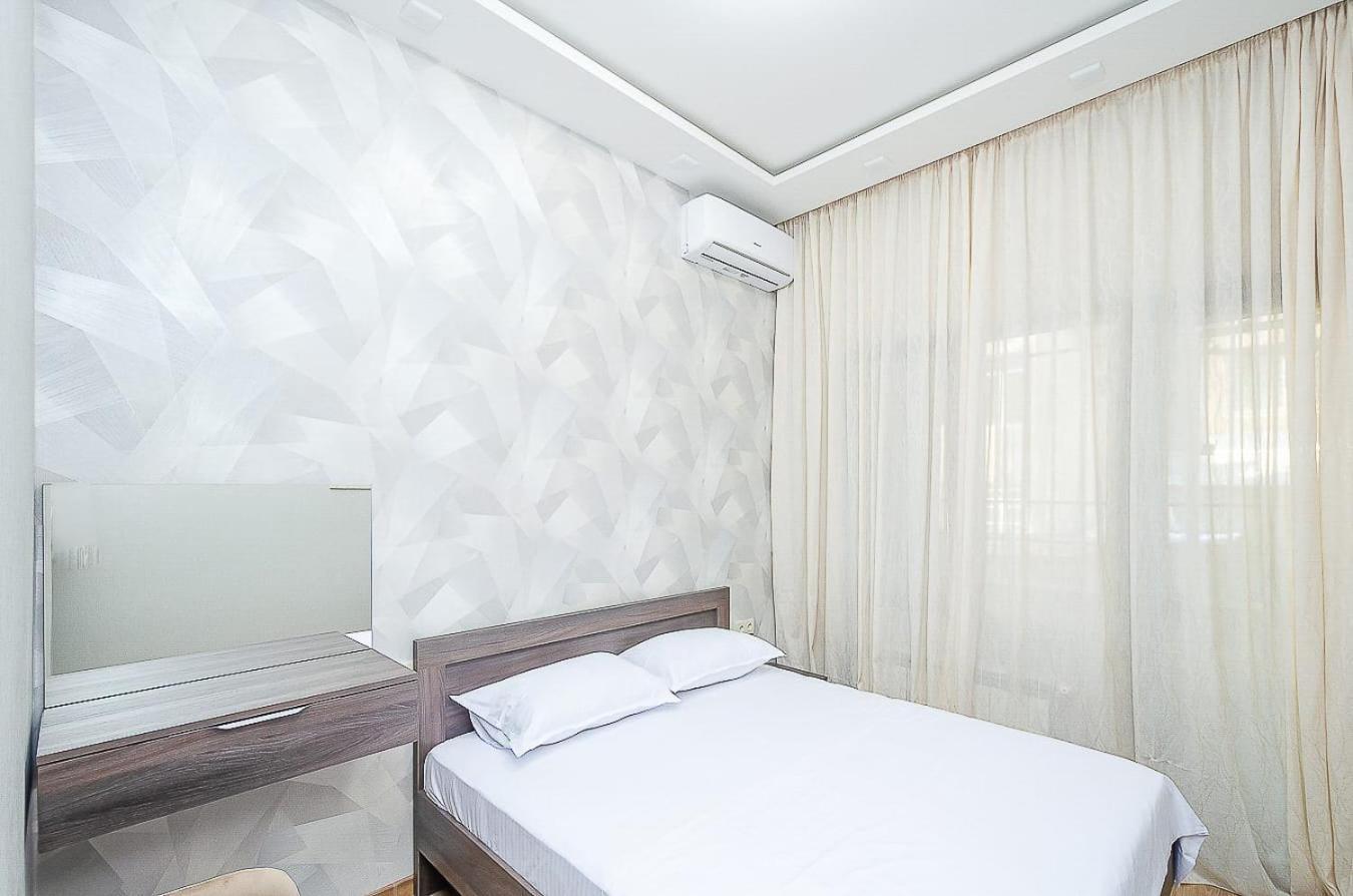 15newly Renovated, Real Photos, Excellent In The Center Of The Capital Apartment *